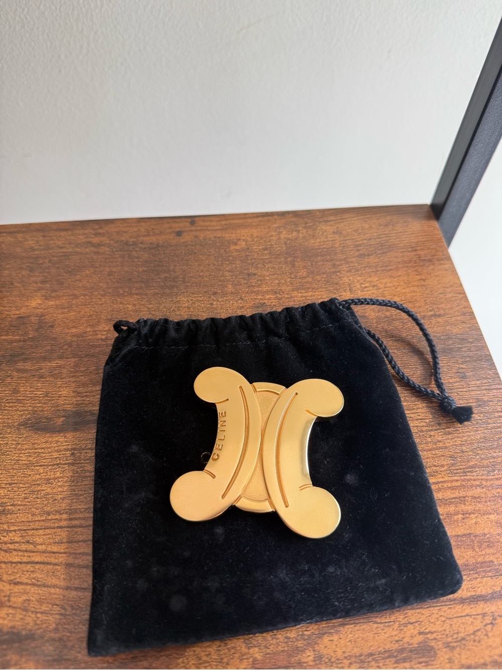 Celine Gold Triomphe Brooch - Picture 3 of 11